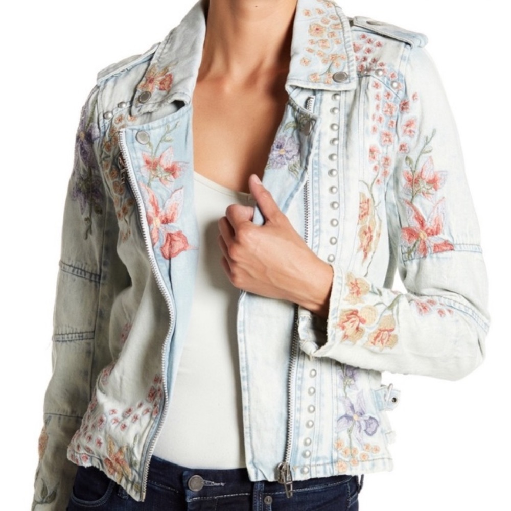 BlankNYC Light Wash Embroidered Moto Jacket Sz L